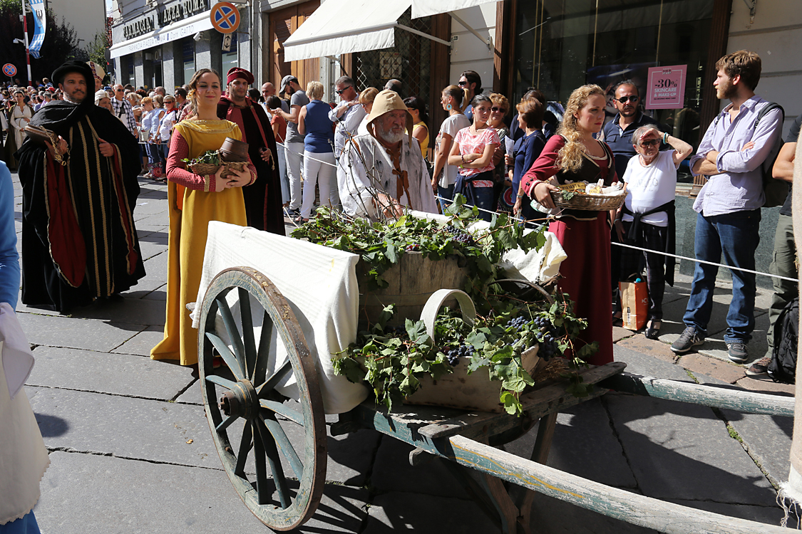 -444- CorteoStorico.jpg